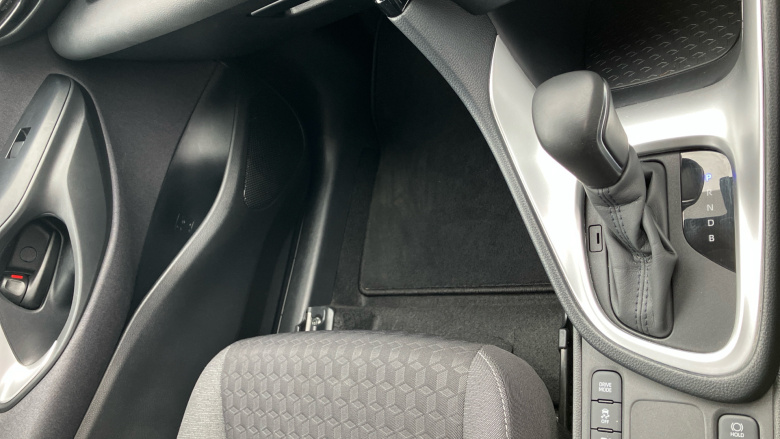 Toyota Yaris 1.5 Hybrid Design 5dr CVT Hybrid Hatchback